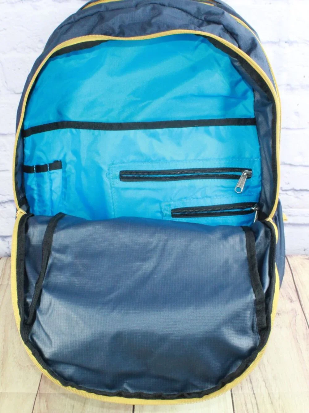 READ–LL Bean Unisex Adult Comfort Carry Portable Locker Pack 42L Backpack Hiking